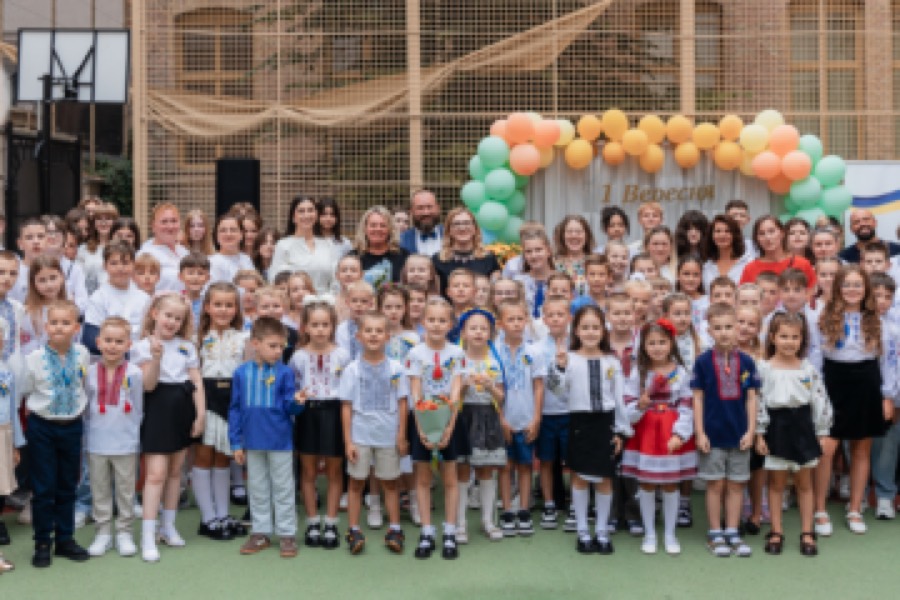Двомовна школа ім. Тараса Шевченка — 3